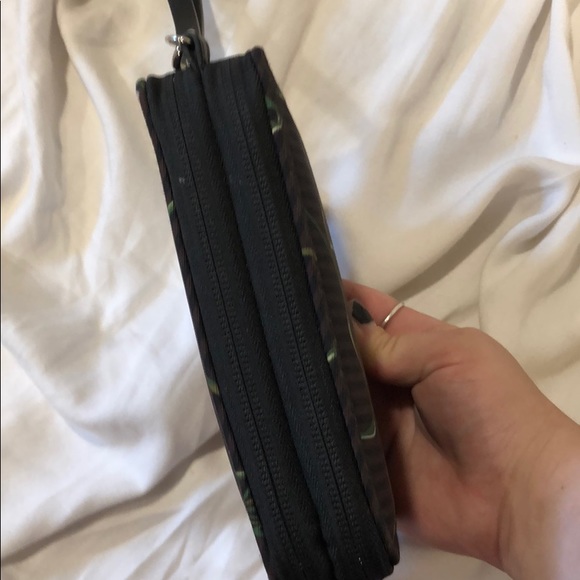 Wallet - Picture 3 of 5